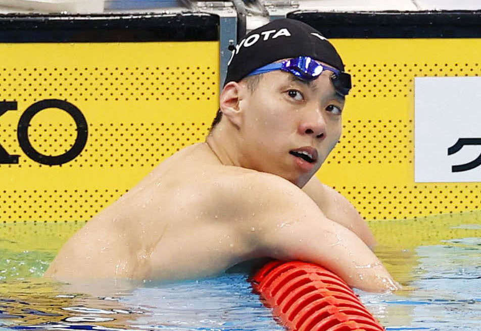男子200メートル平泳ぎで東京五輪代表内定を逃し、浮かない表情の3位渡辺（代表撮影）