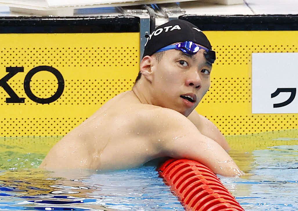 男子200メートル平泳ぎで東京五輪代表内定を逃し、浮かない表情の3位渡辺（代表撮影）