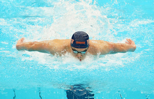 男子100メートルバタフライ決勝　力泳する水沼（撮影・菅敏）