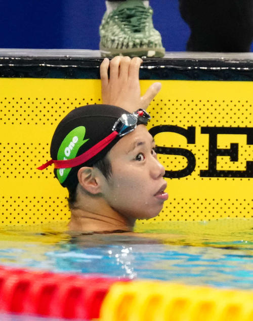 女子200メートル背泳ぎ決勝で優勝した小西（撮影・江口和貴）