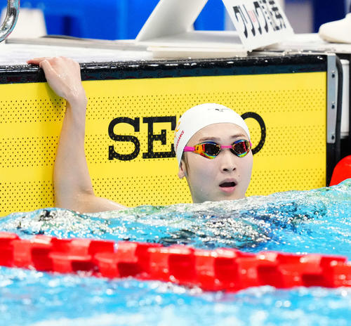 女子50メートルバタフライ決勝、日本学生新記録で優勝した池江（撮影・江口和貴）