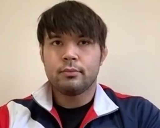 オンライン取材に応じるウルフ・アロン