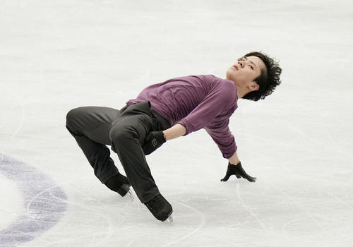 公式練習に臨む公式練習に臨む宇野昌磨(代表撮影)
