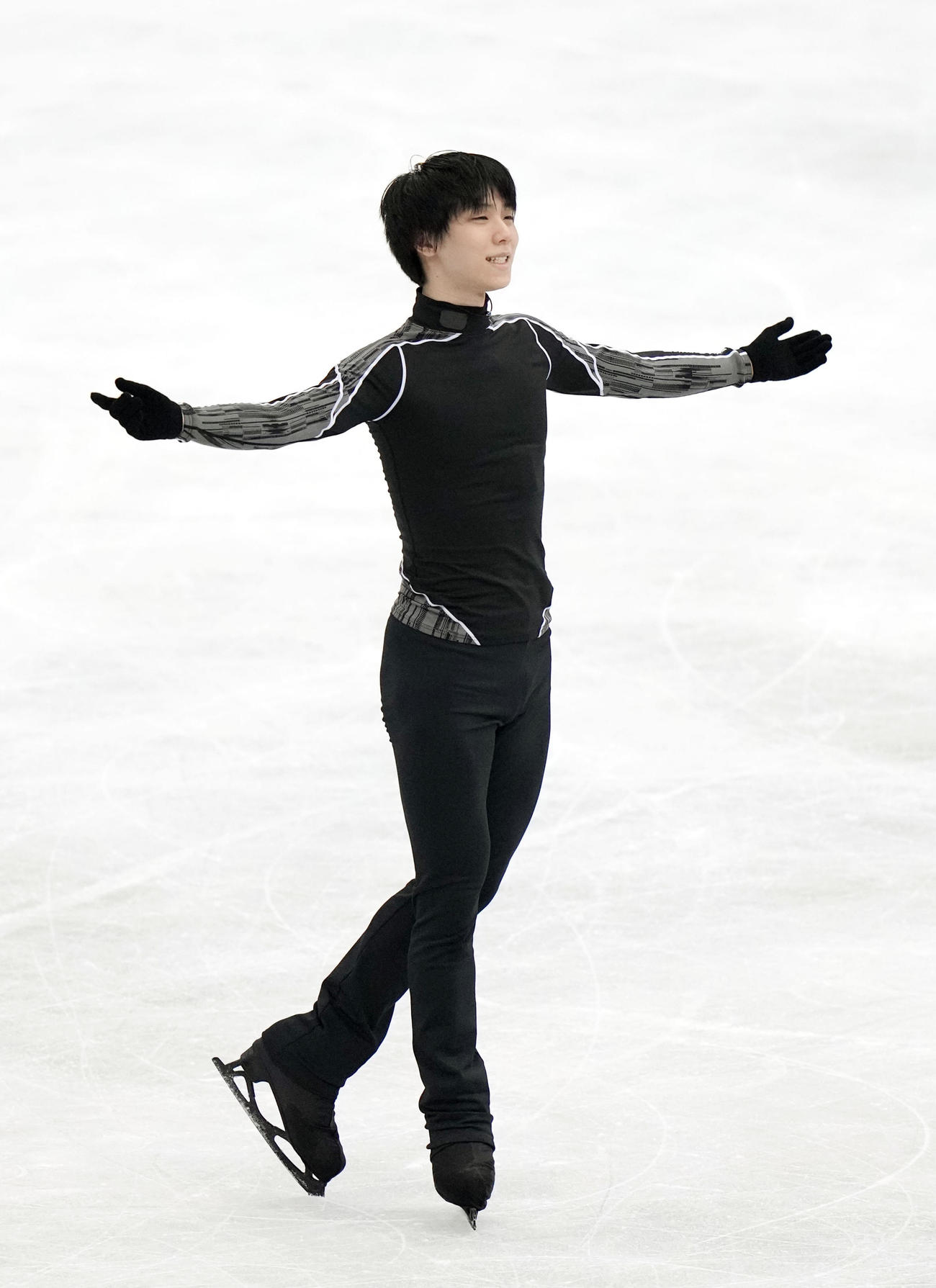 公式練習での調整を終えた羽生結弦（代表撮影）