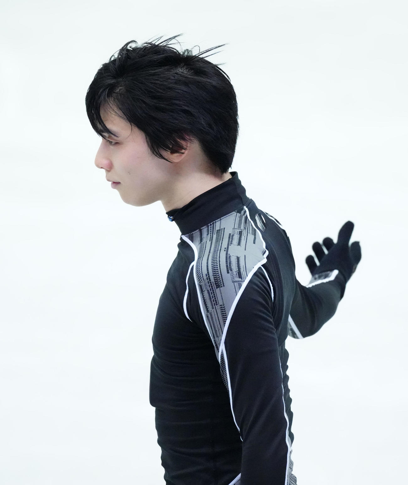 公式練習をする羽生結弦（代表撮影）