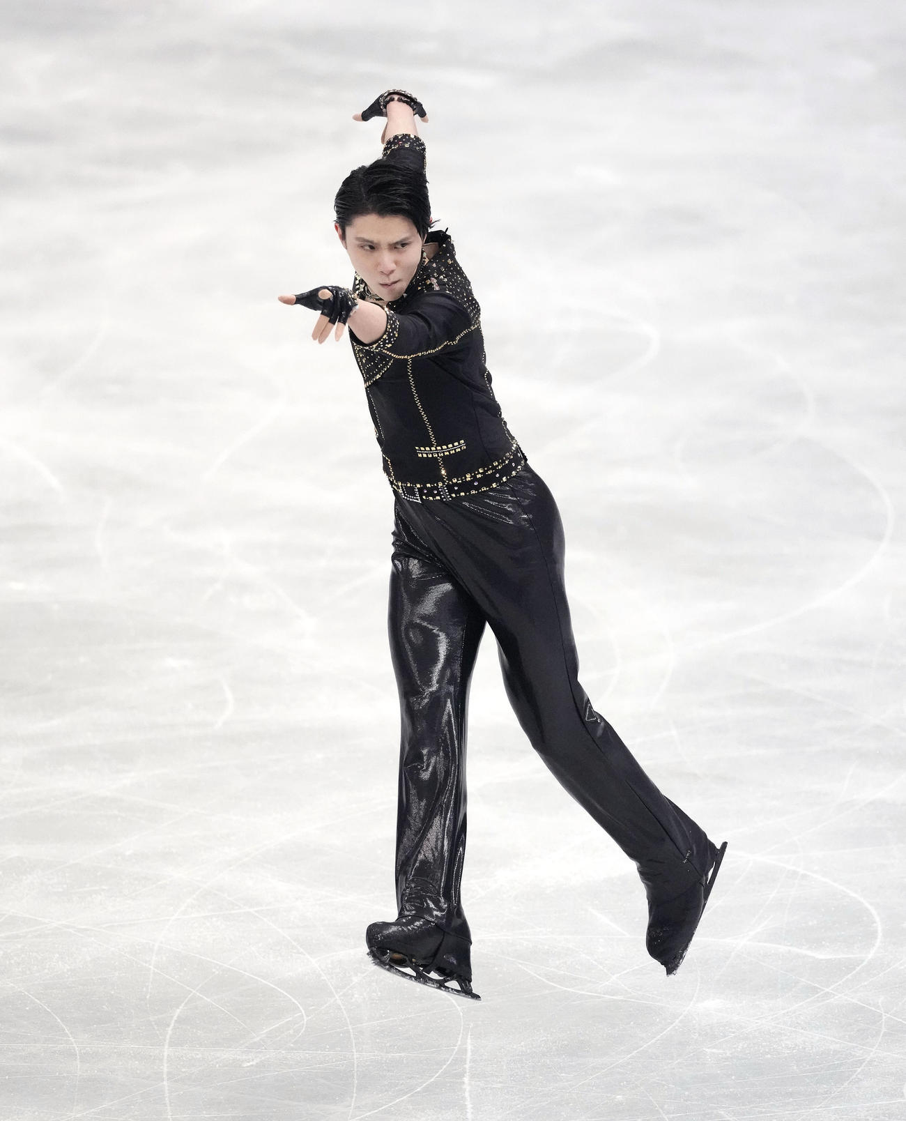 男子SPで演技する羽生結弦（代表撮影）