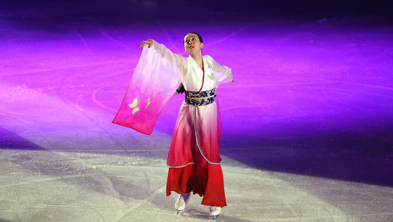 「サンクスツアー」千秋楽公演で情感あふれる演技を見せる浅田真央さん（撮影・狩俣裕三）