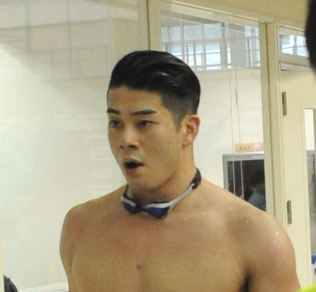 男子50メートルバタフライ優勝の水沼尚輝
