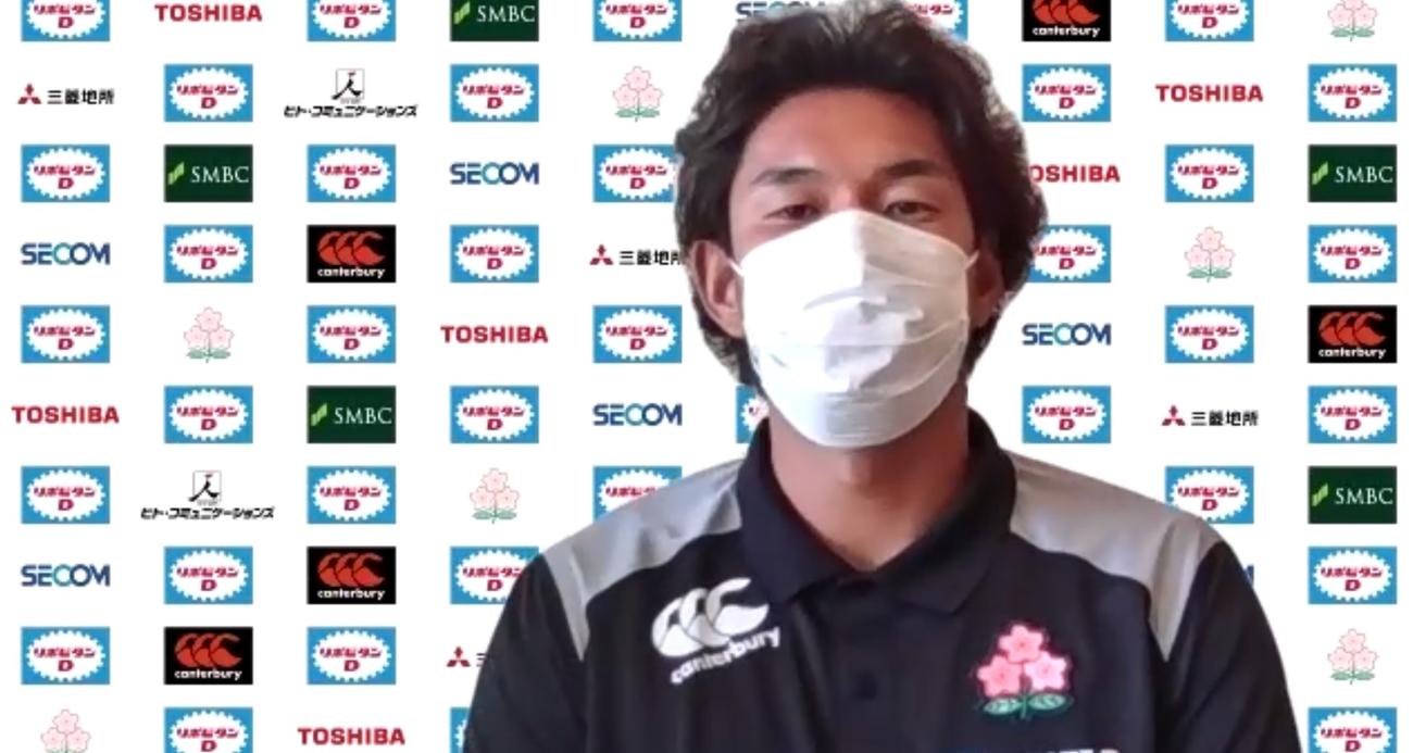 日本代表の別府合宿に参加し、オンライン取材で思いを語るFB山中亮平