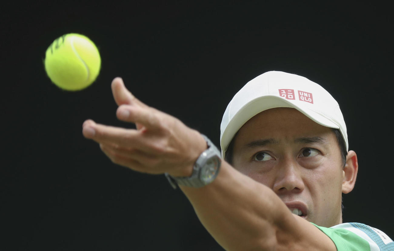 ノベンティ・オープン1回戦　プレーする錦織圭（AP）