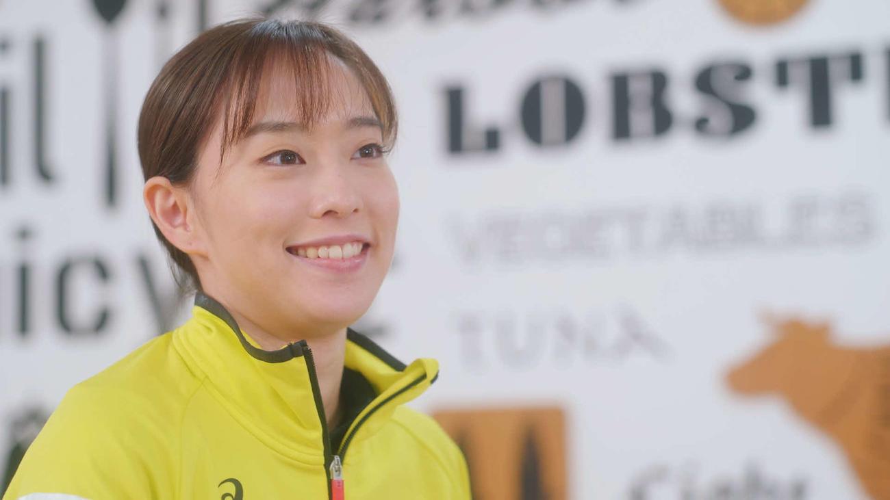 「父の日」スペシャルムービーに出演する石川佳純