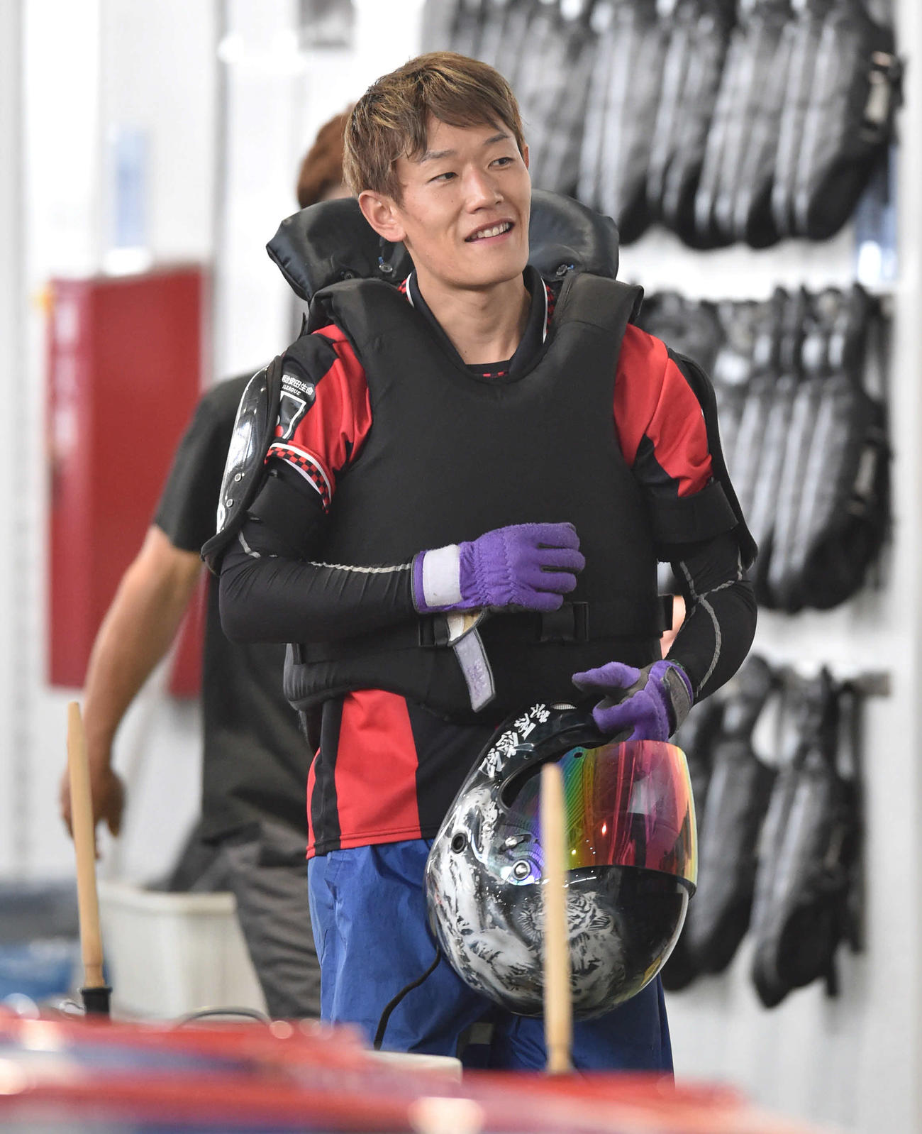 スタート練習を終えて引き揚げる茅原悠紀（撮影・岩下翔太）