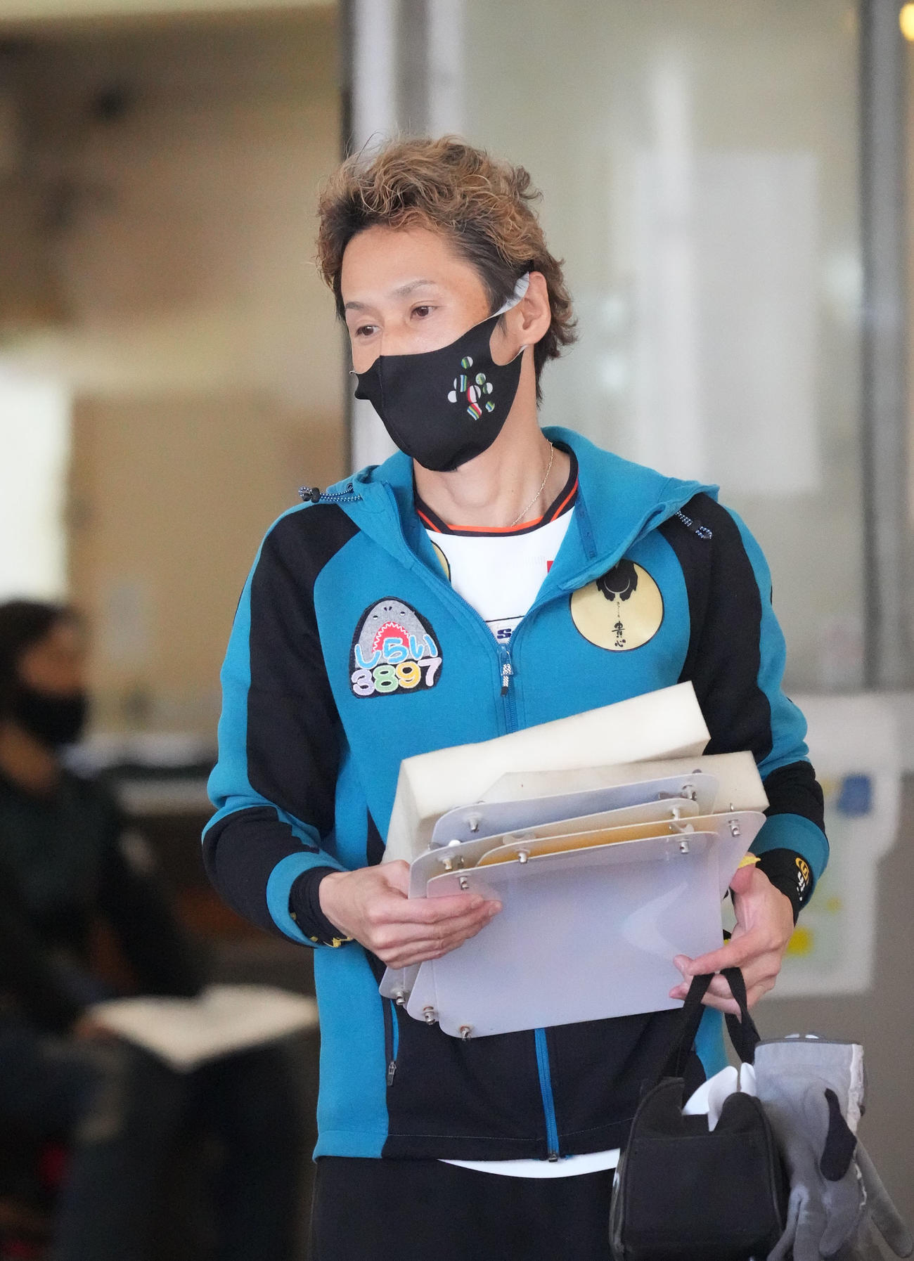 白井英治