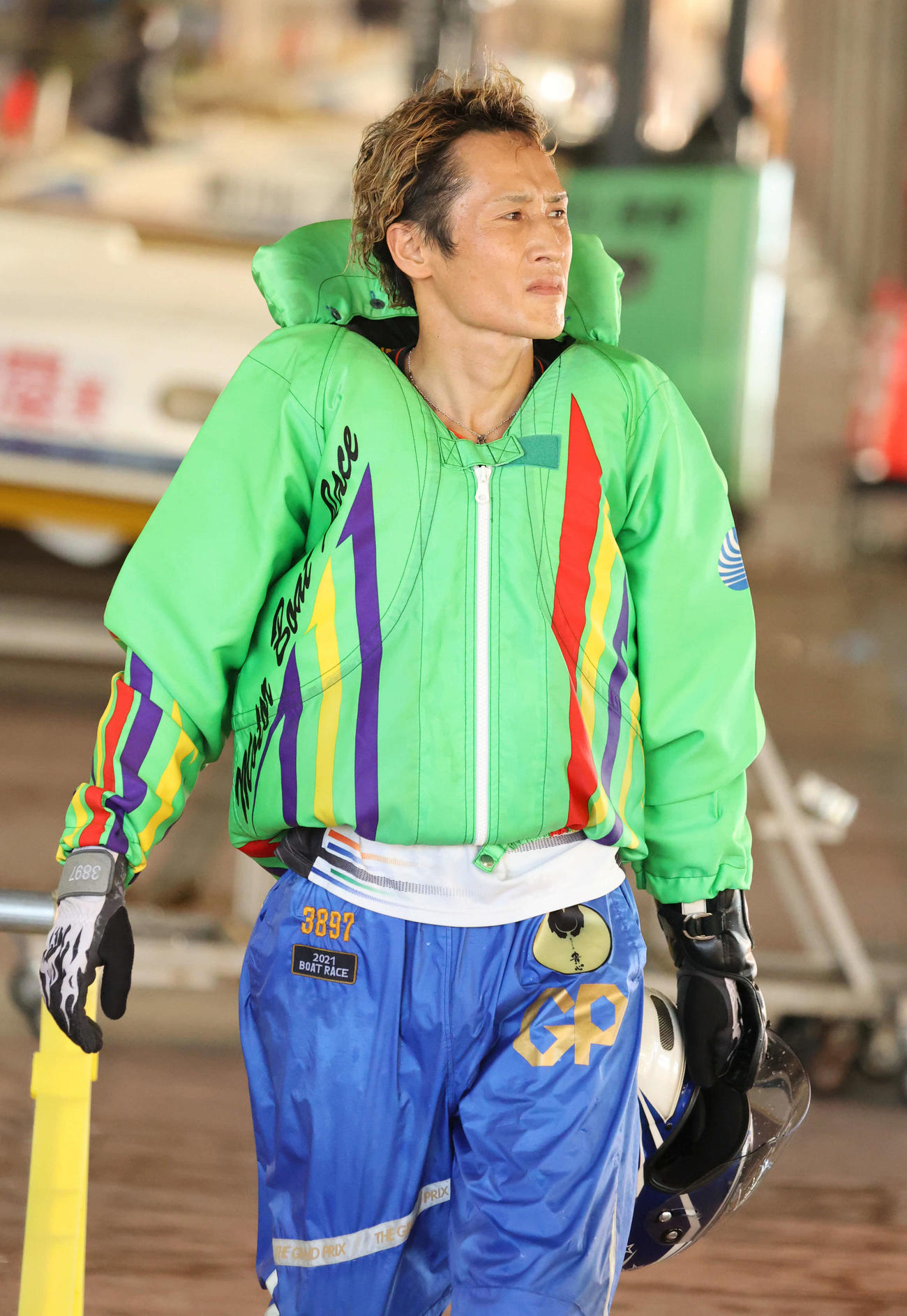 白井英治