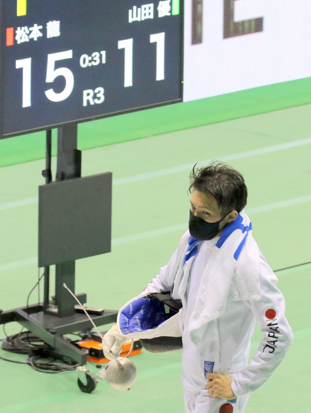 男子エペ準々決勝でまさかの敗退となった東京五輪団体金メダリストの山田優（撮影・木下淳）