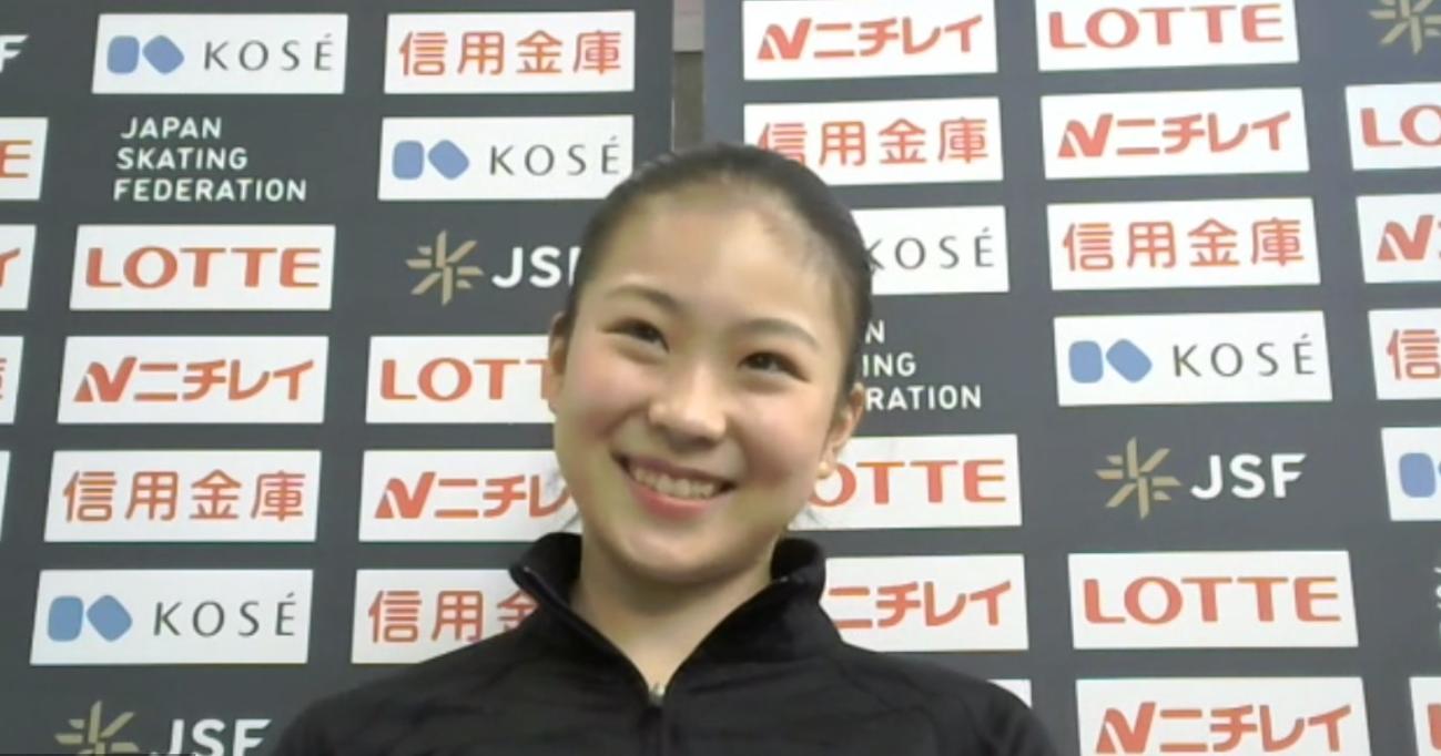 フィギュアスケート関東選手権　女子で大会2連覇を達成し、取材に応じる吉岡詩果