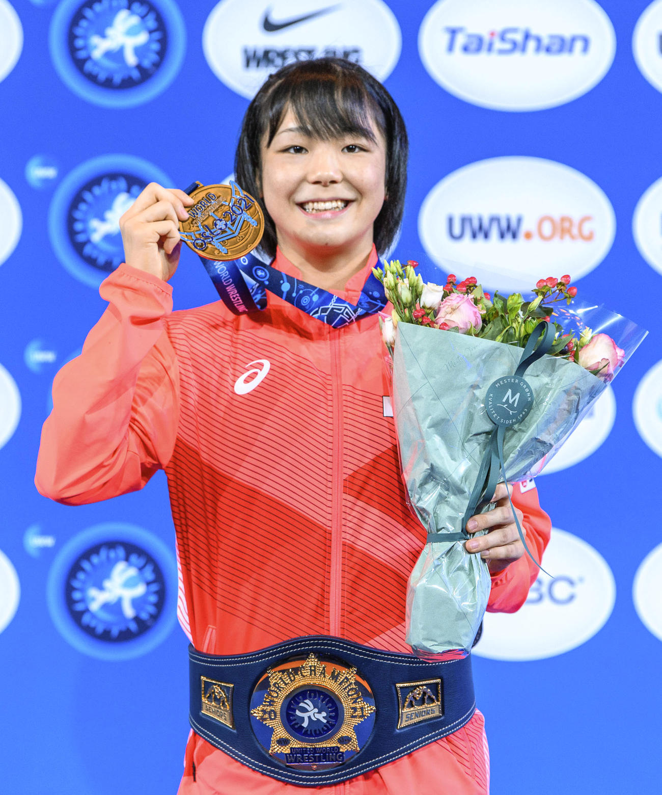 女子53キロ級で金メダルを獲得した藤波朱理（共同）
