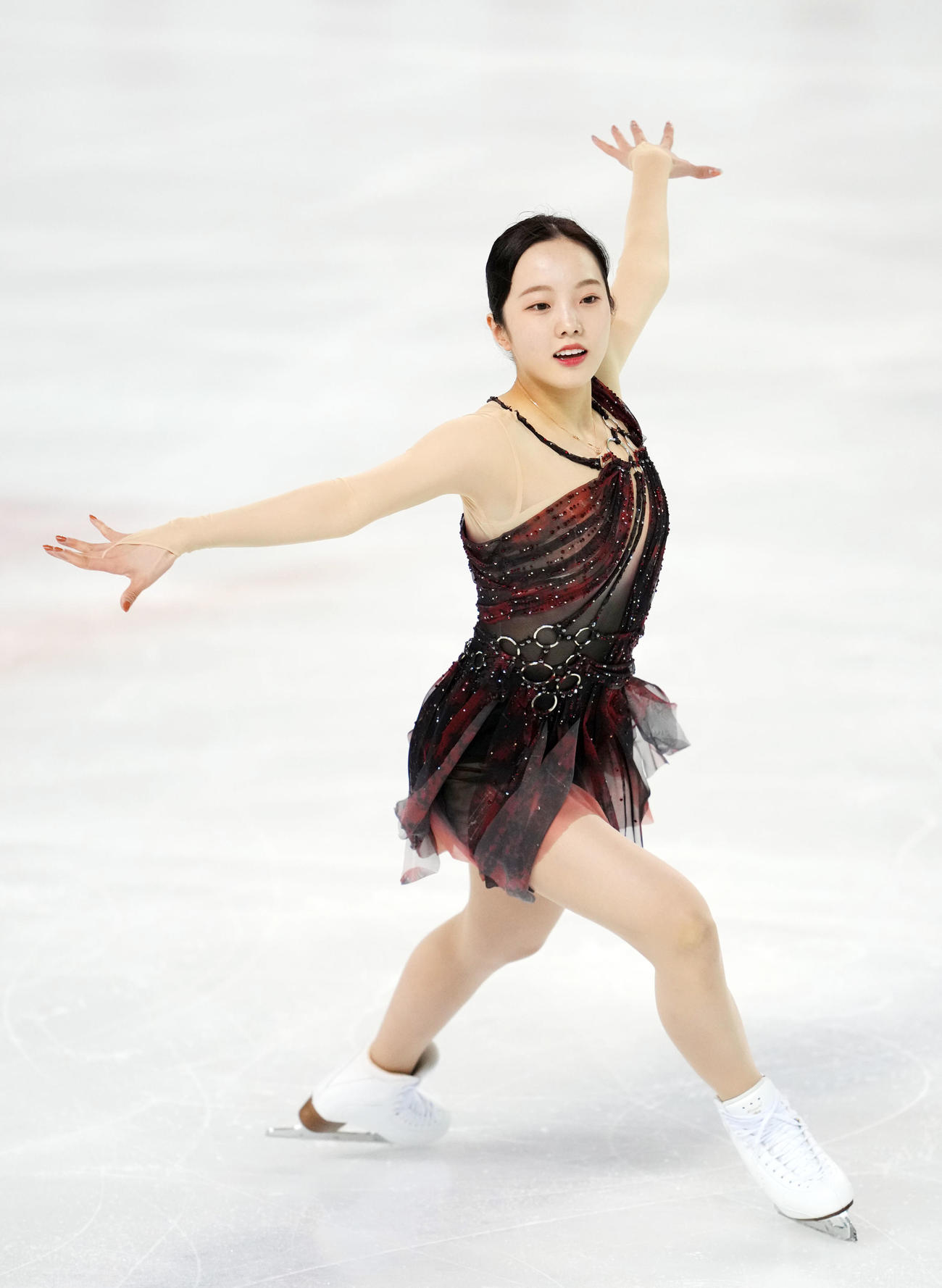 2021東京選手権大会　女子SPで演技する本田真（撮影・横山健太）