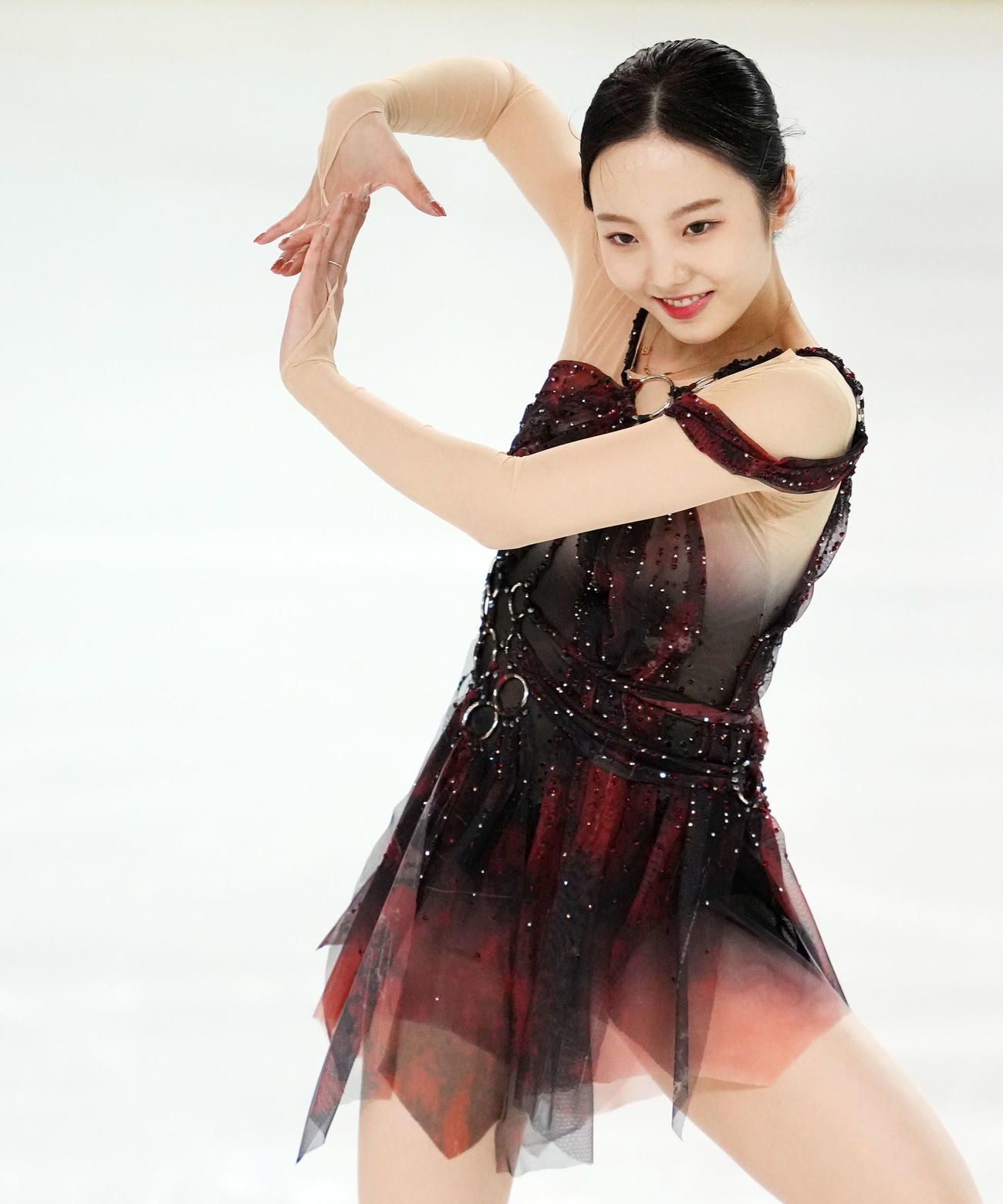 2021東京選手権大会　女子SPで演技する本田真（撮影・横山健太）