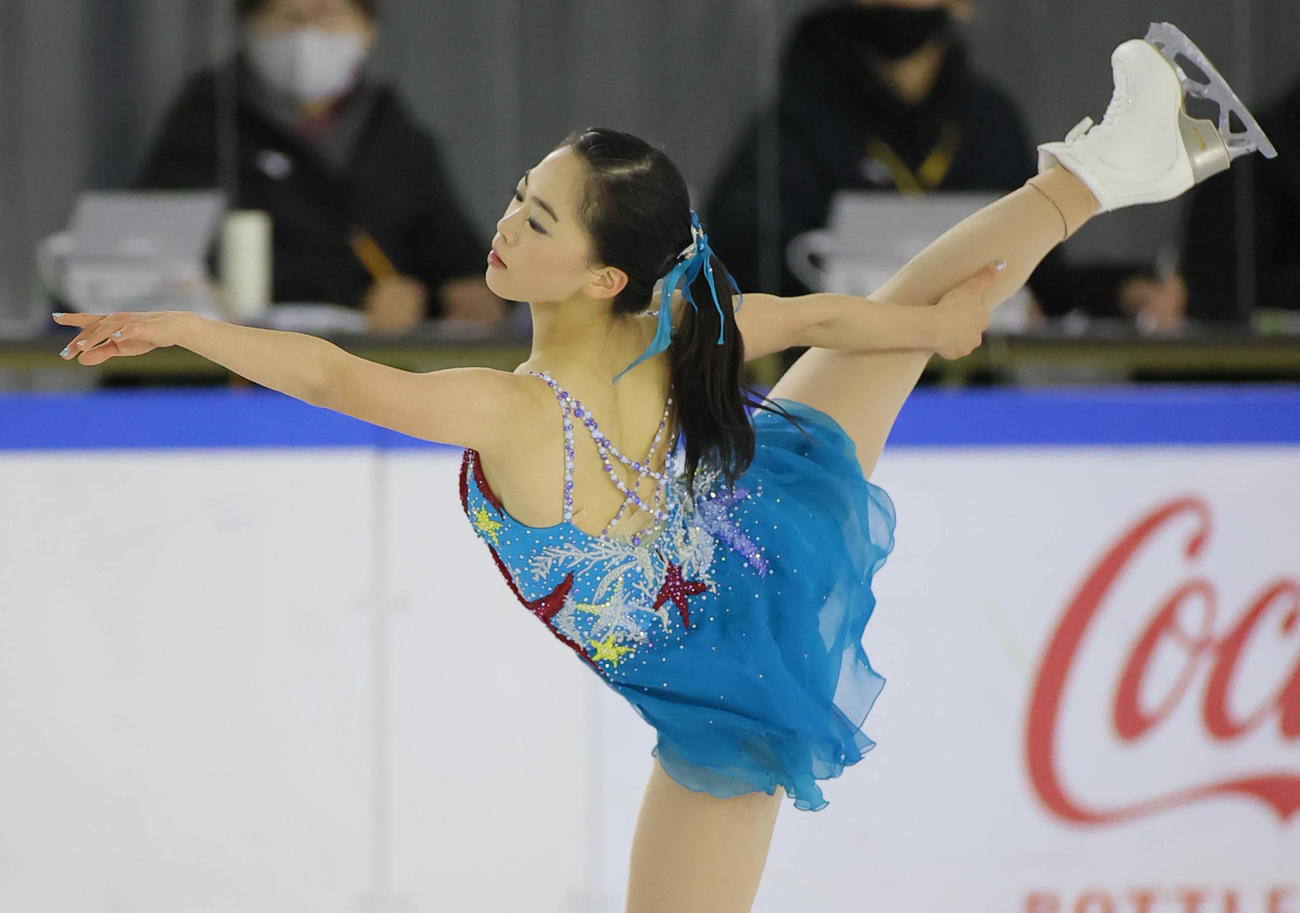 フィギュアスケート　近畿選手権大会　ジュニア女子フリーで演技する吉田陽菜