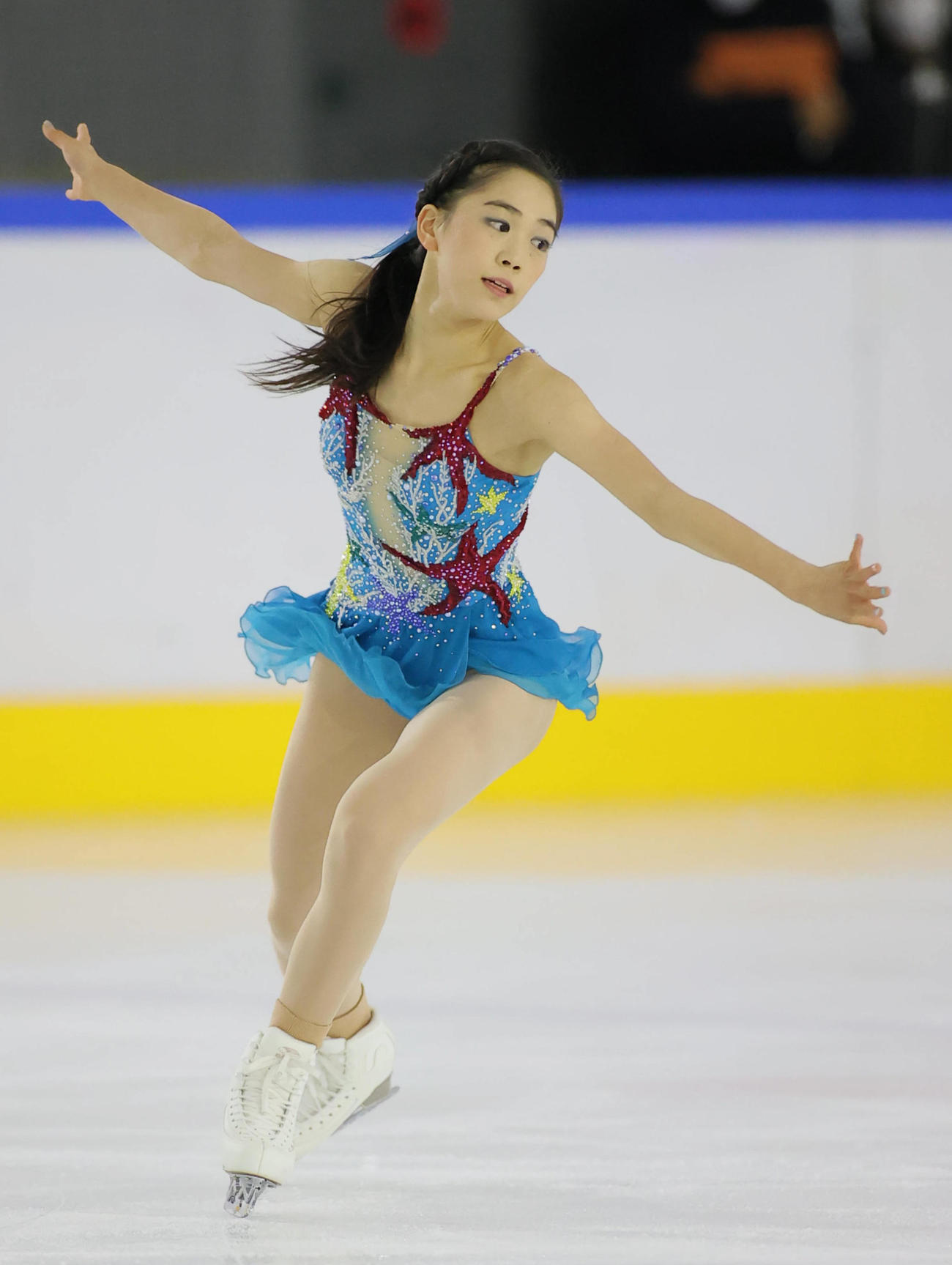 フィギュアスケート　近畿選手権大会　ジュニア女子フリーで演技する吉田陽菜
