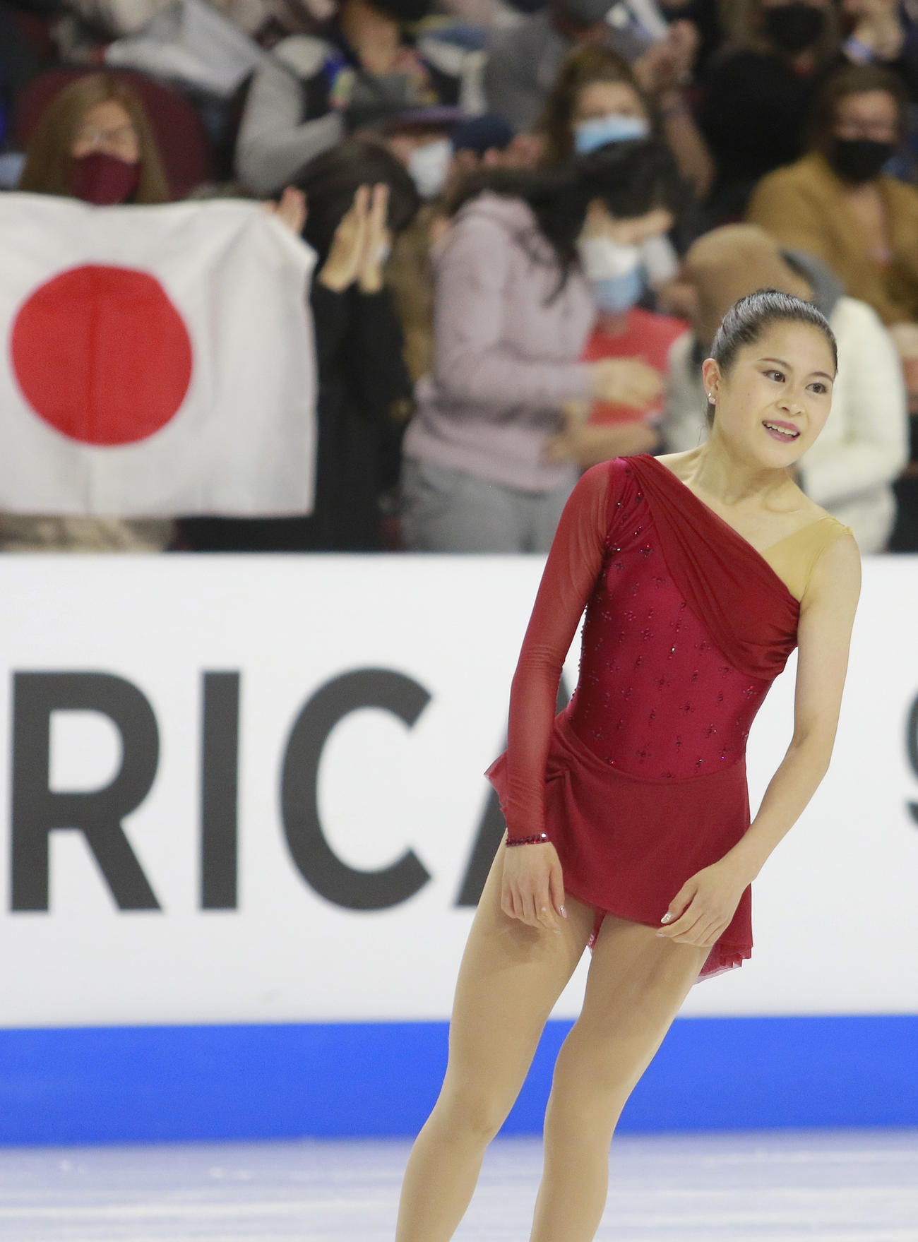 女子フリー　演技を終えた宮原知子（AP）