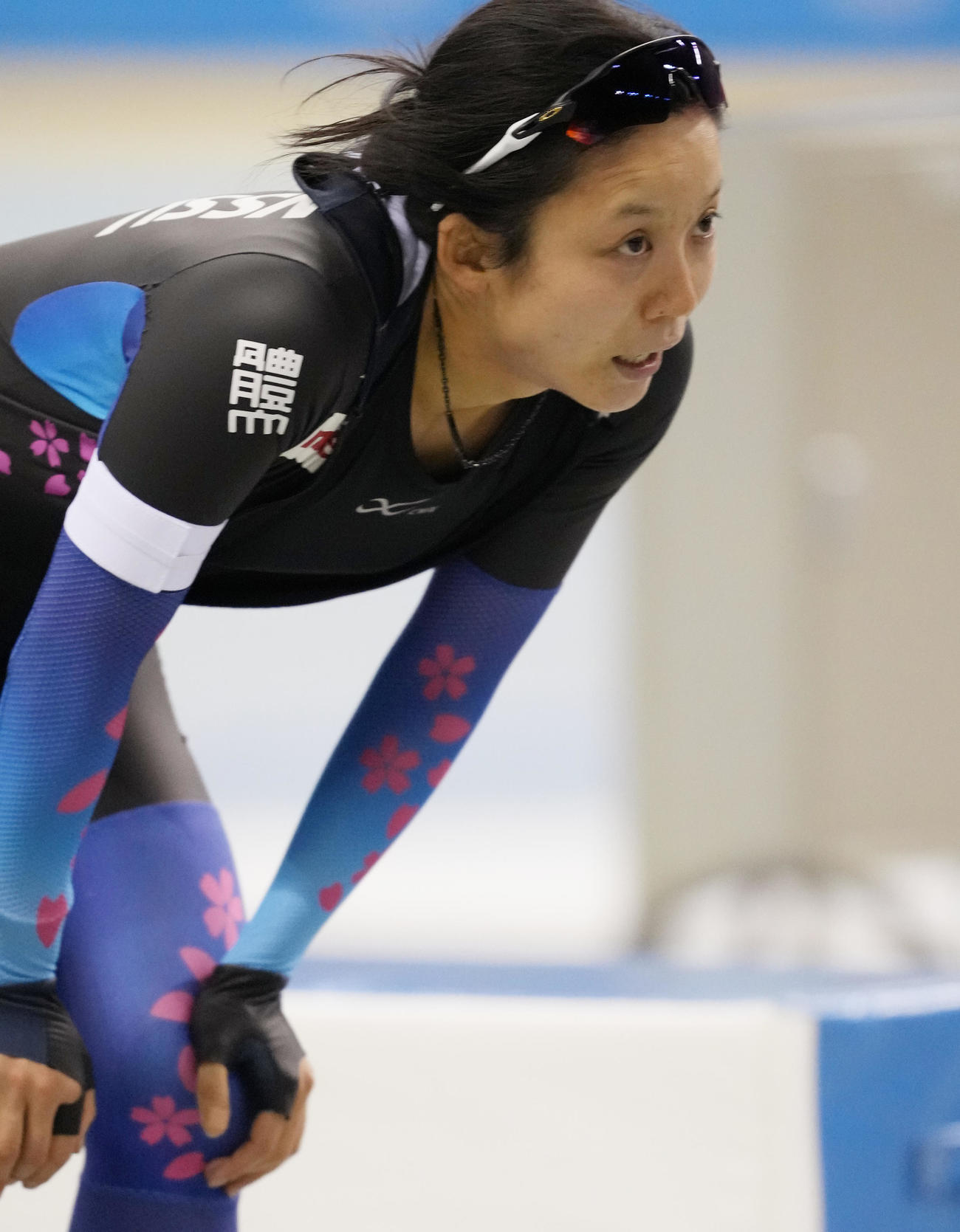 全日本スピードスケート距離別選手権大会　女子500メートルで2位の高木美は、レースを終えて呼吸を整える（撮影・菅敏）