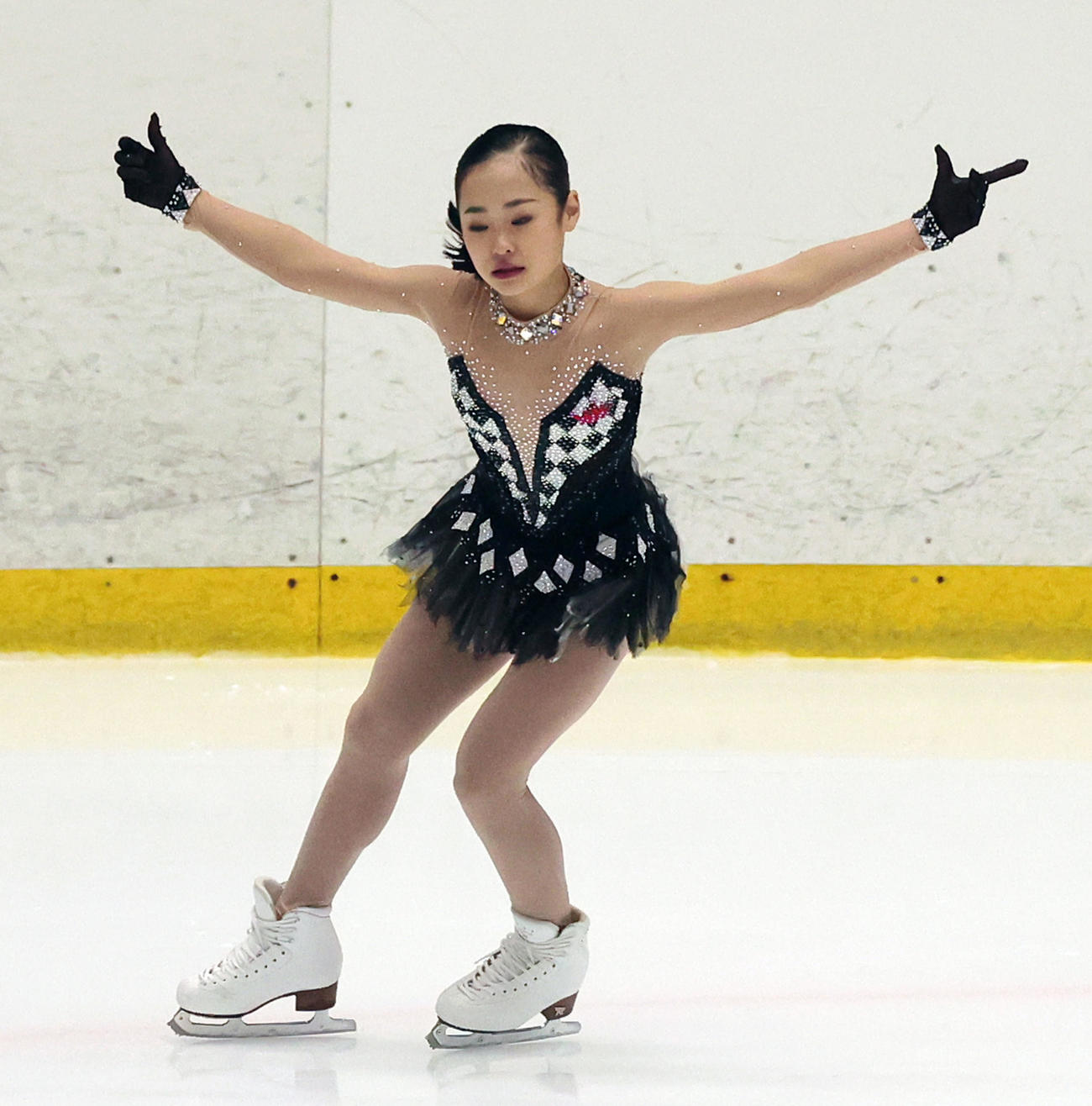 第25回全日本ノービス選手権に出場し完璧な演技を披露する島田麻央（撮影・加藤哉）