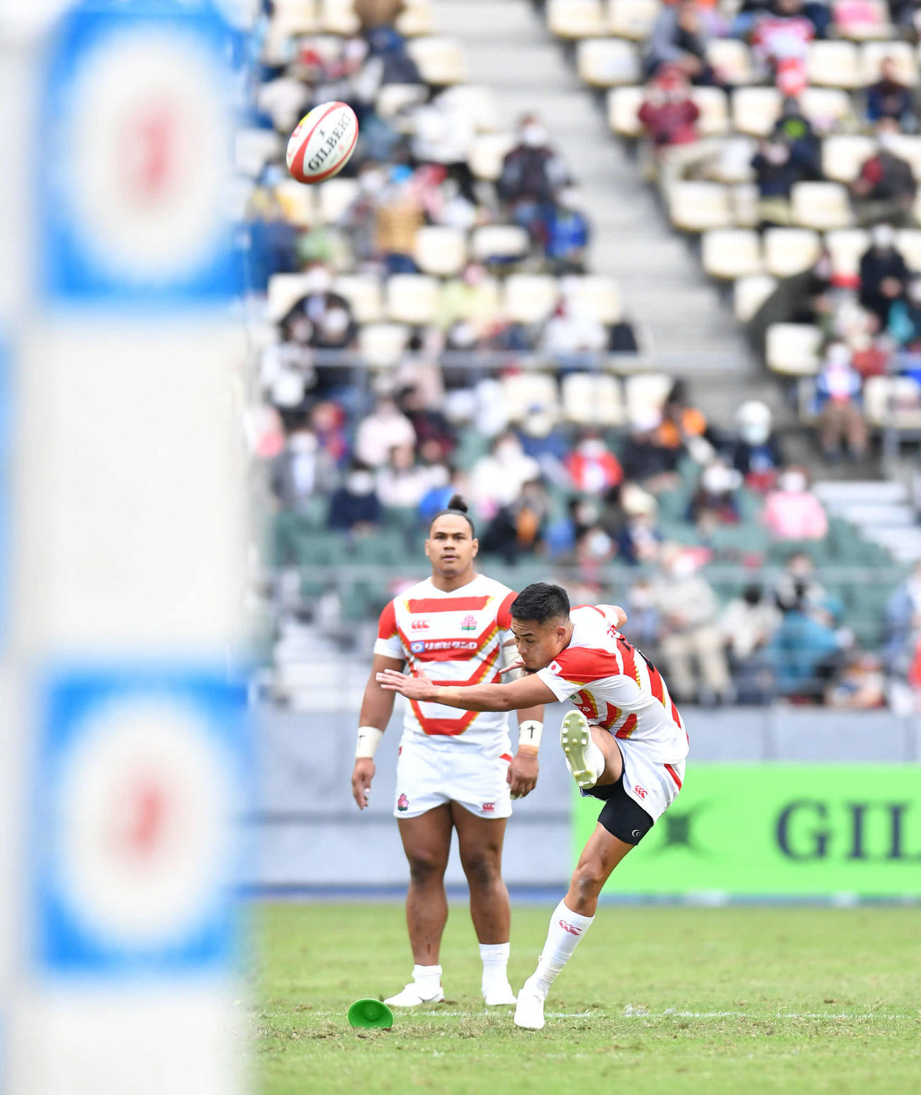 後半、ペナルティーゴールを決める日本代表SO田村（撮影・岩下翔太）