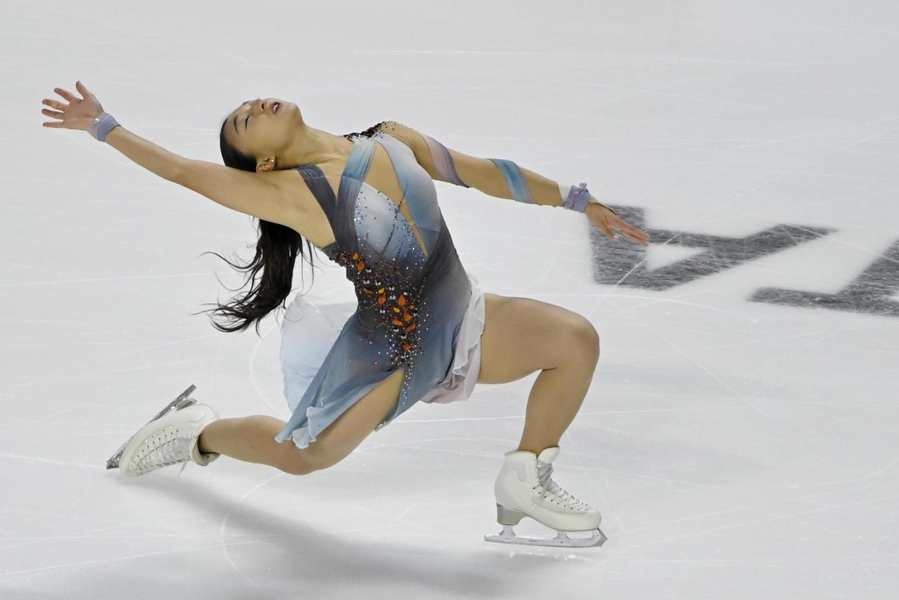 女子SP　演技を行う坂本花織（AP）