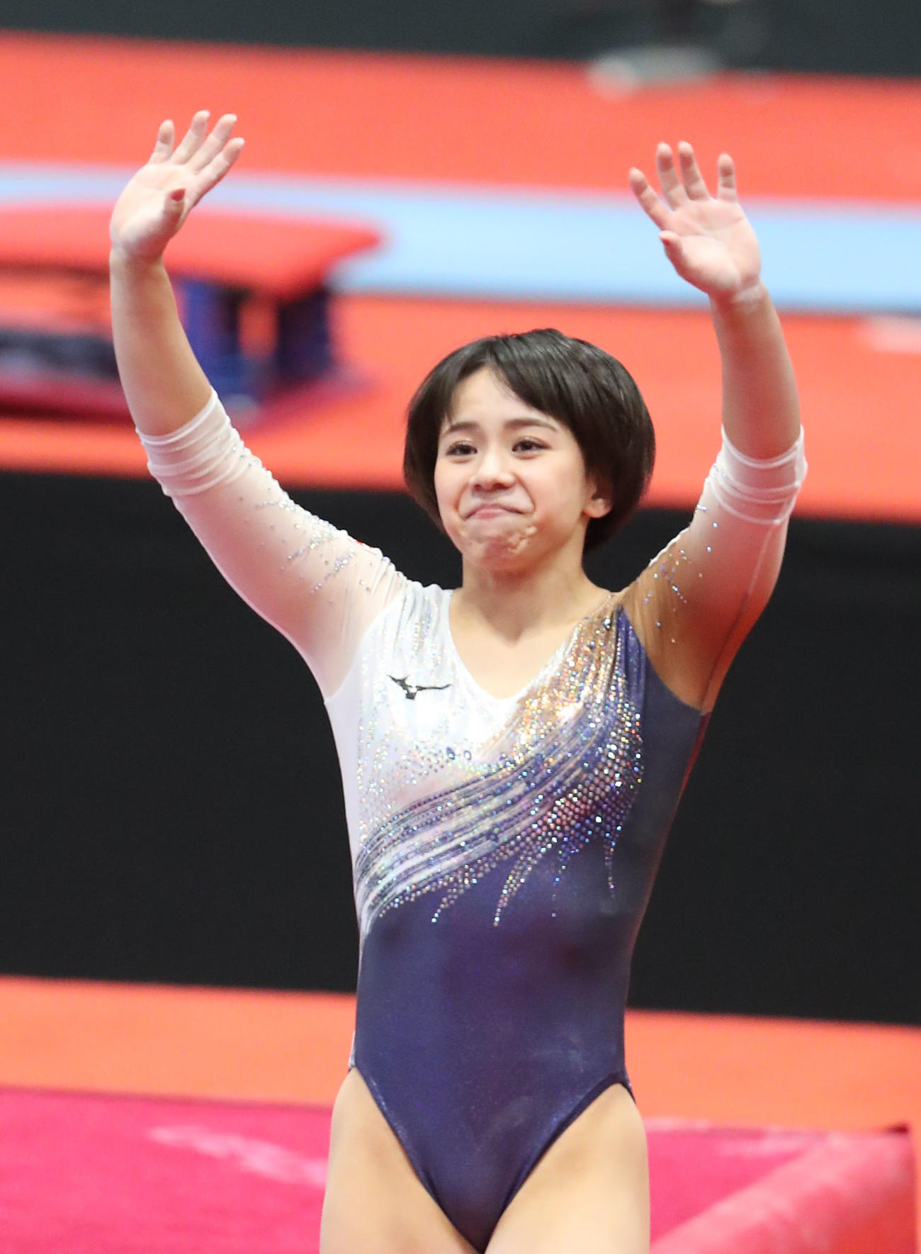 種目別決勝　床運動で演技を終えた村上茉愛（撮影・梅根麻紀）
