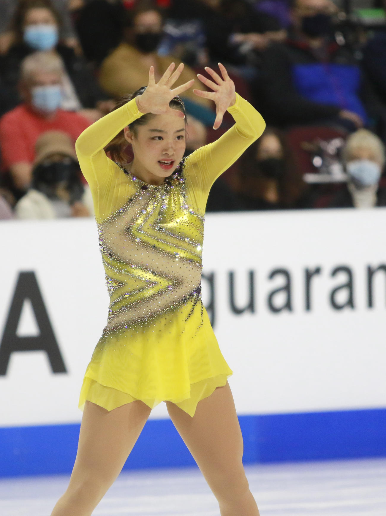 女子フリー　演技する横井ゆは菜（AP）