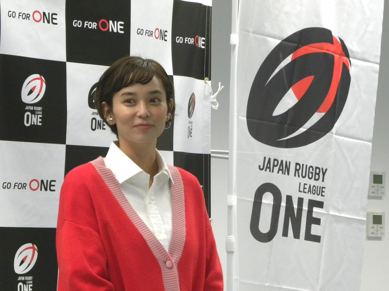 ラグビーの新リーグ「リーグワン」オフィシャルサポーターに就任した依吹（撮影・松本航）