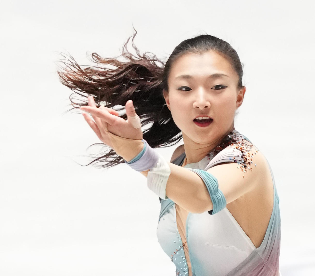 NHK杯女子SPで演技する坂本（撮影・菅敏）