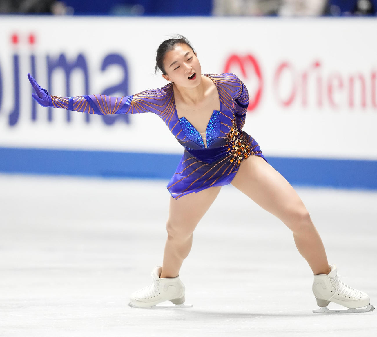 NHK杯女子フリーを前に最終調整する坂本（撮影・菅敏）
