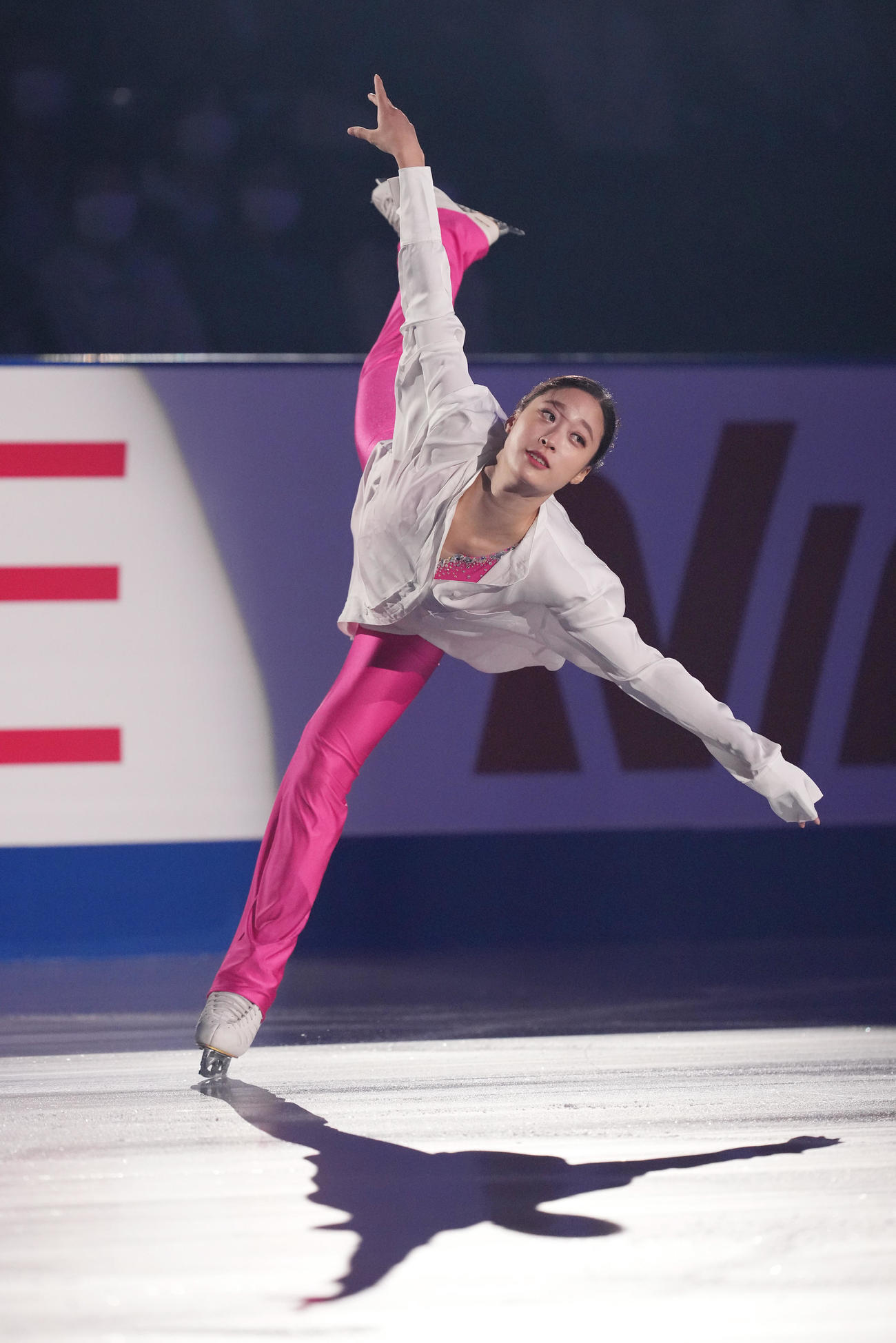 ユ ヨン ｂｔｓ の世界 華麗な衣装替え 多彩な表現 ｎｈｋ杯エキシビ フィギュア 日刊スポーツ