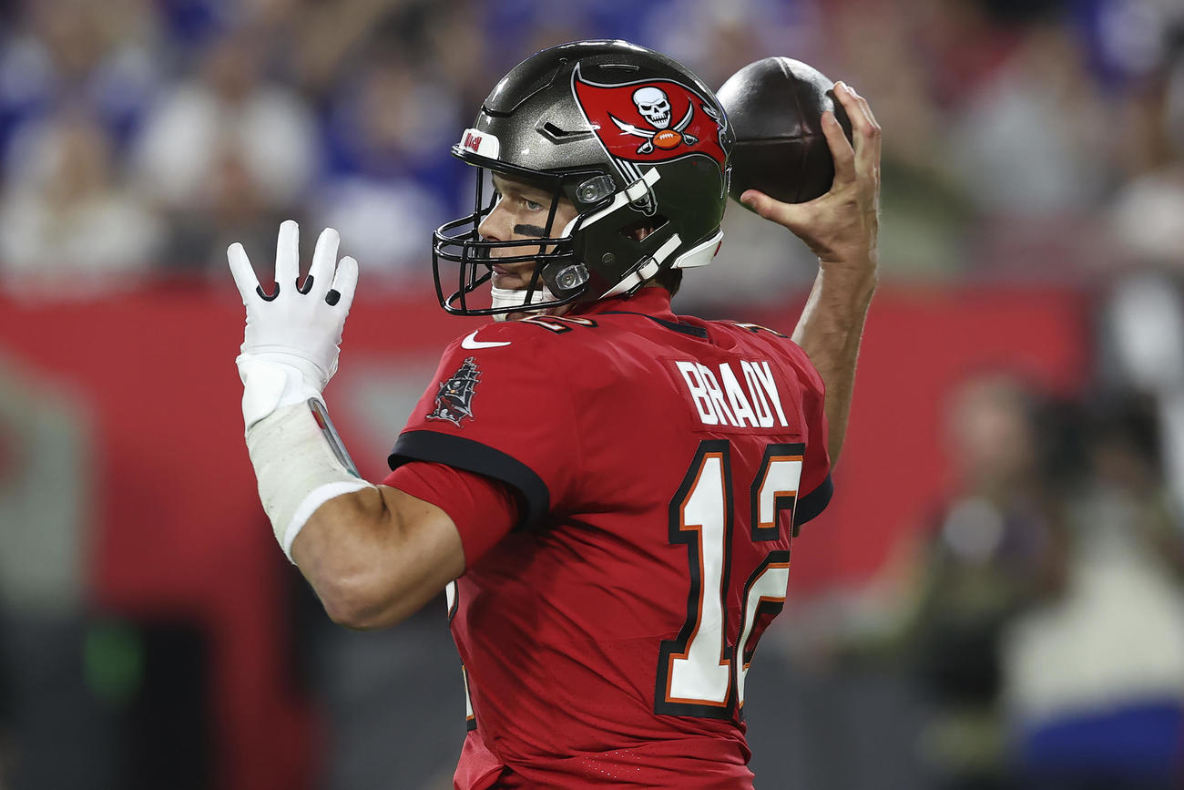 バッカニアーズのQBブレイディ（AP）