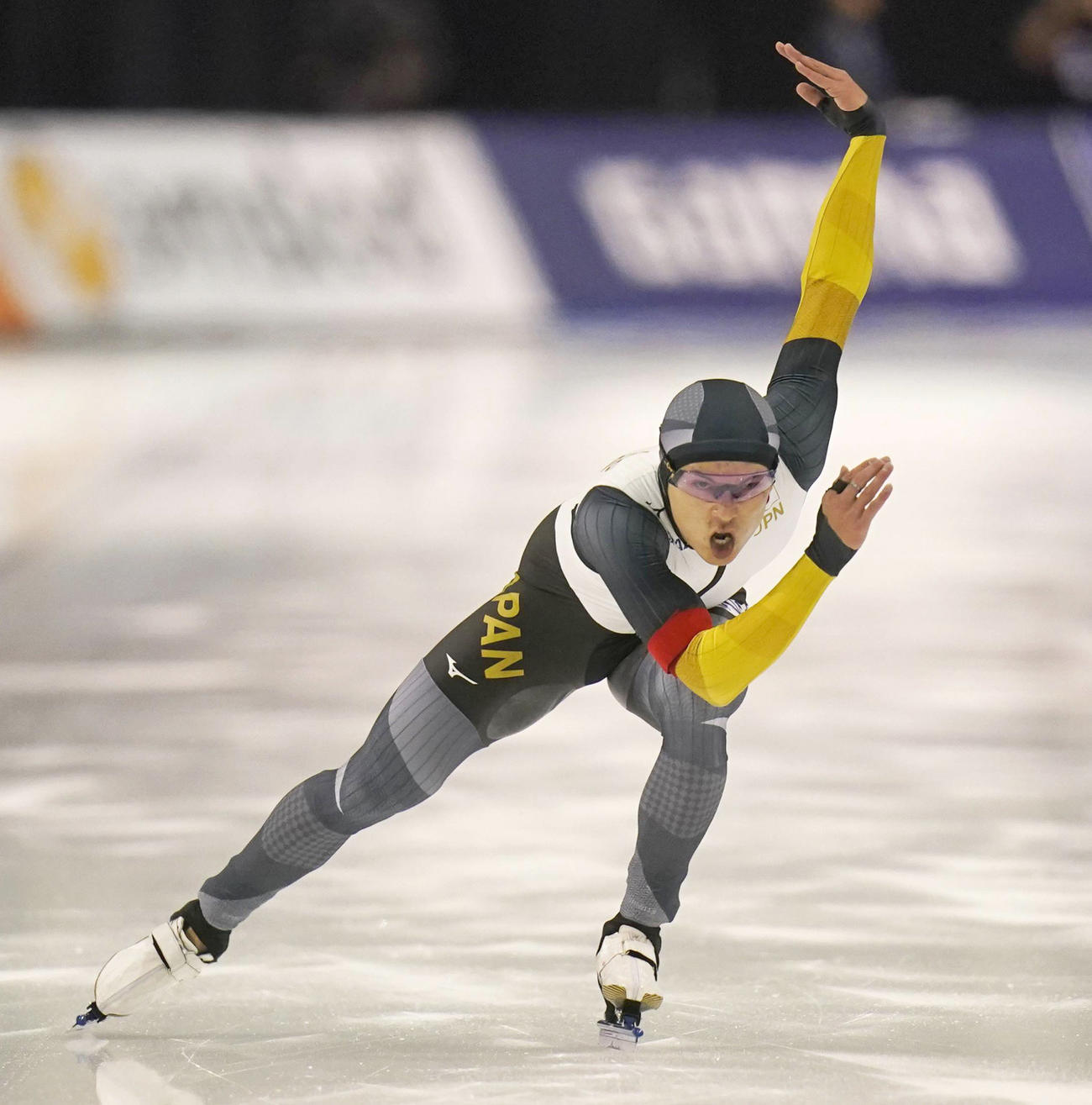 男子500 メートル 　優勝した松井大和（AP＝共同）