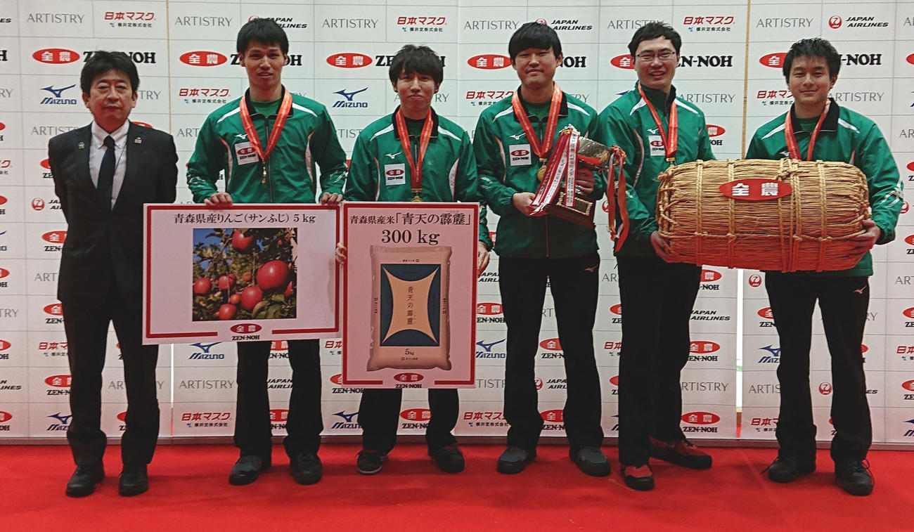 初優勝した東農大北海道