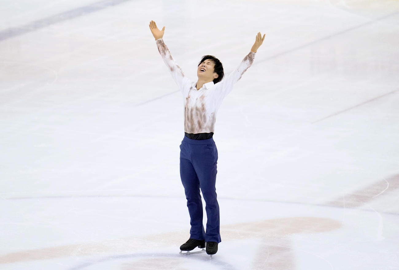 冬季国体2021　成年男子フリー　万感の思いで最後の演技を終えた本田太一＝2021年1月29日