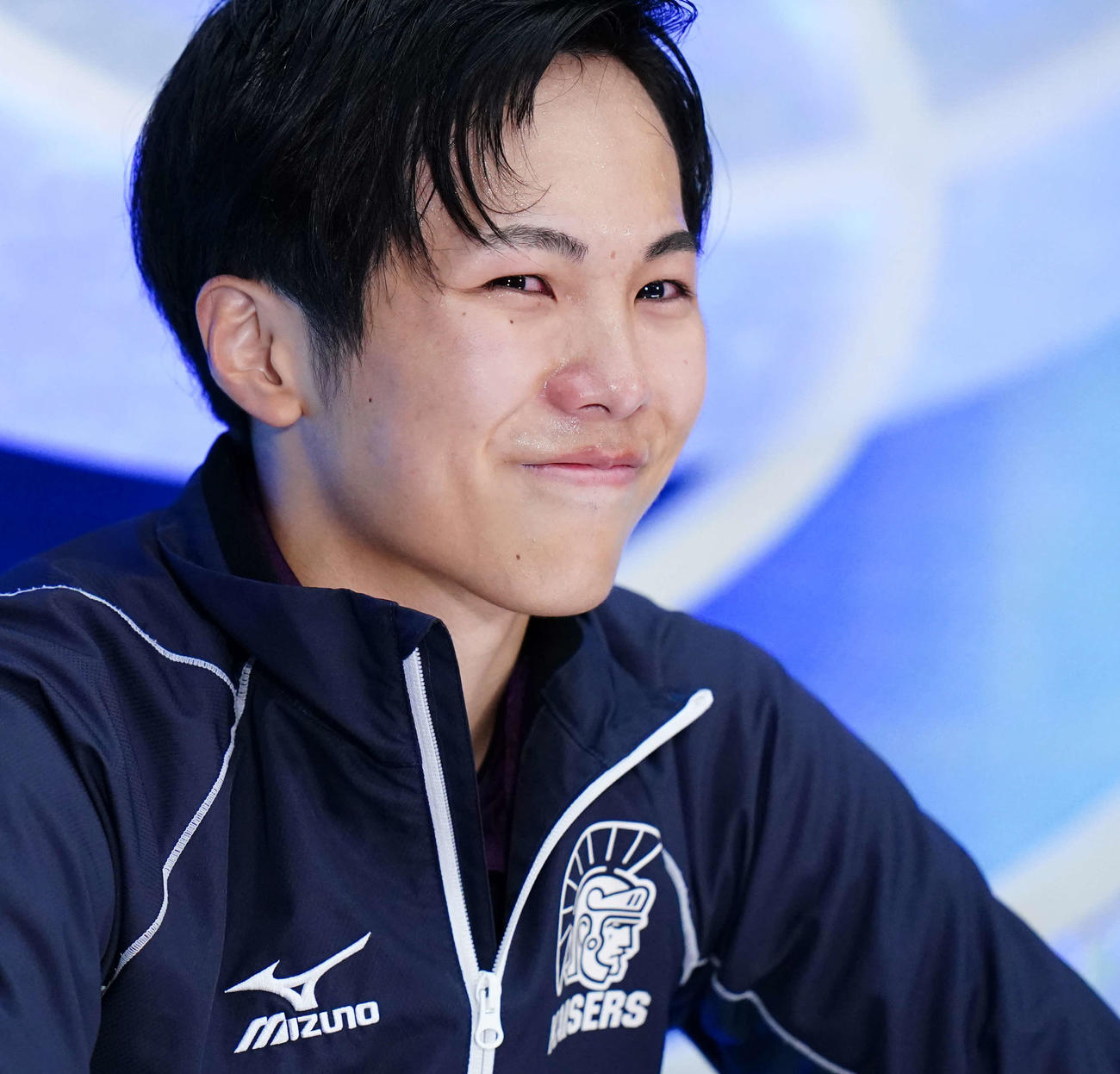 全日本選手権　男子SPの演技後に涙する本田太一＝2020年12月25日