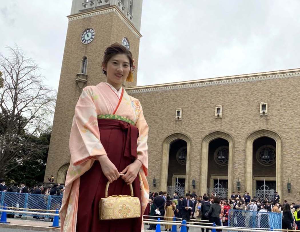 3月に早大の卒業式に出席した永井（永井提供）
