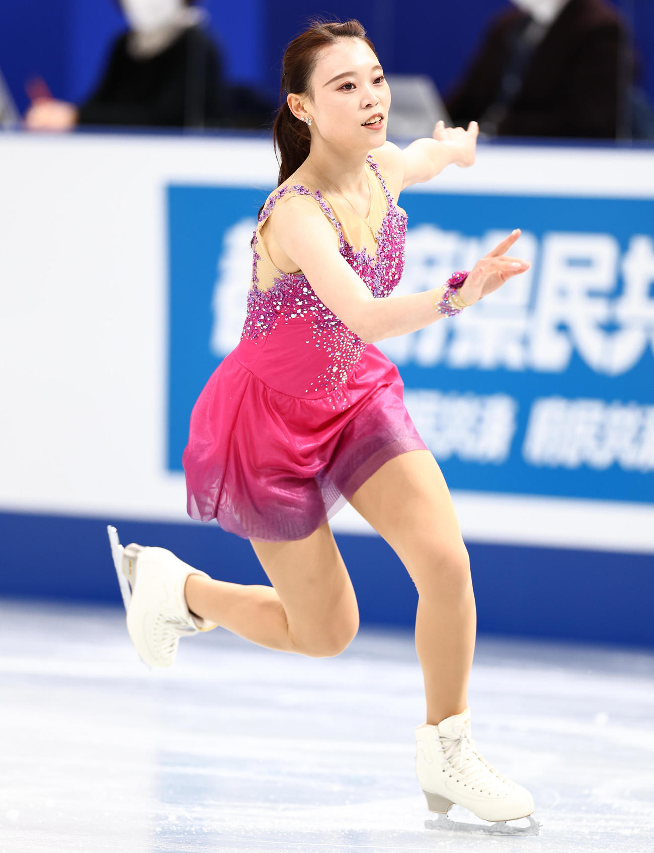 女子SPで演技する森下（撮影・垰建太）