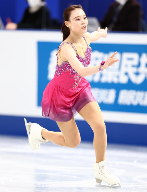 女子SPで演技する森下（撮影・垰建太）