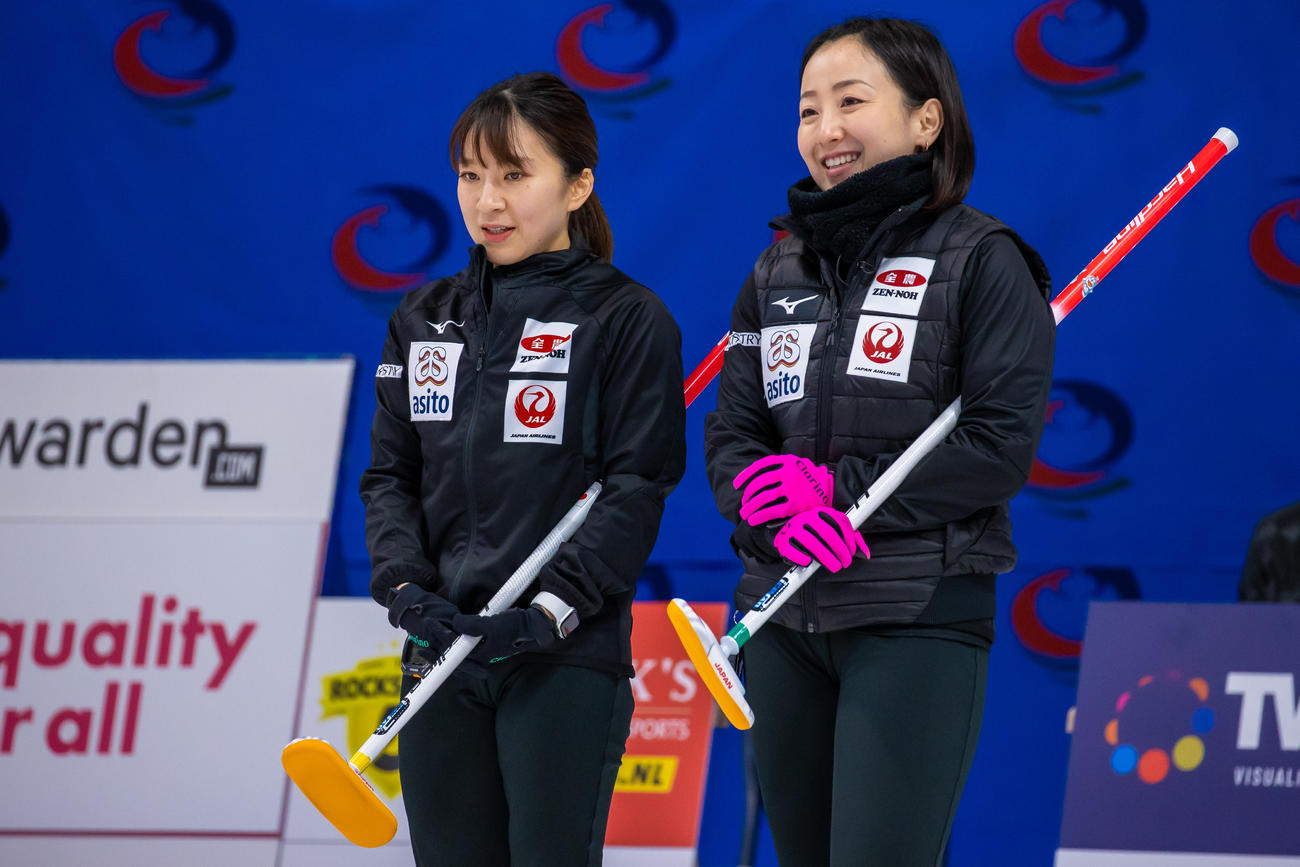 鈴木夕湖（左）と藤沢五月（C）WCF / Steve Seixeiro