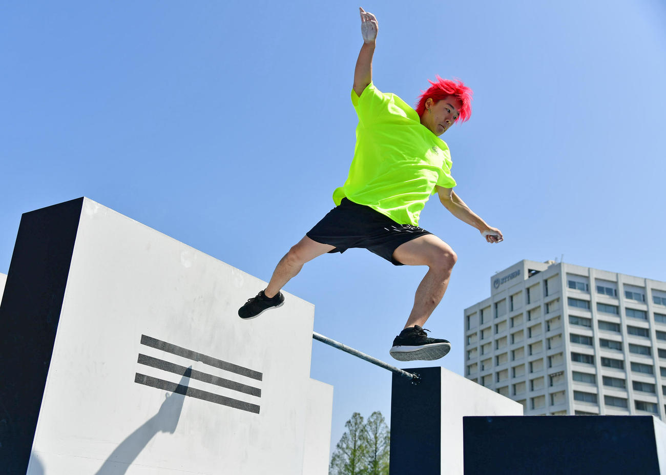 パルクール　フリースタイル　パフォーマンスをみせるZEN（島田善）（2019年4月20日撮影）