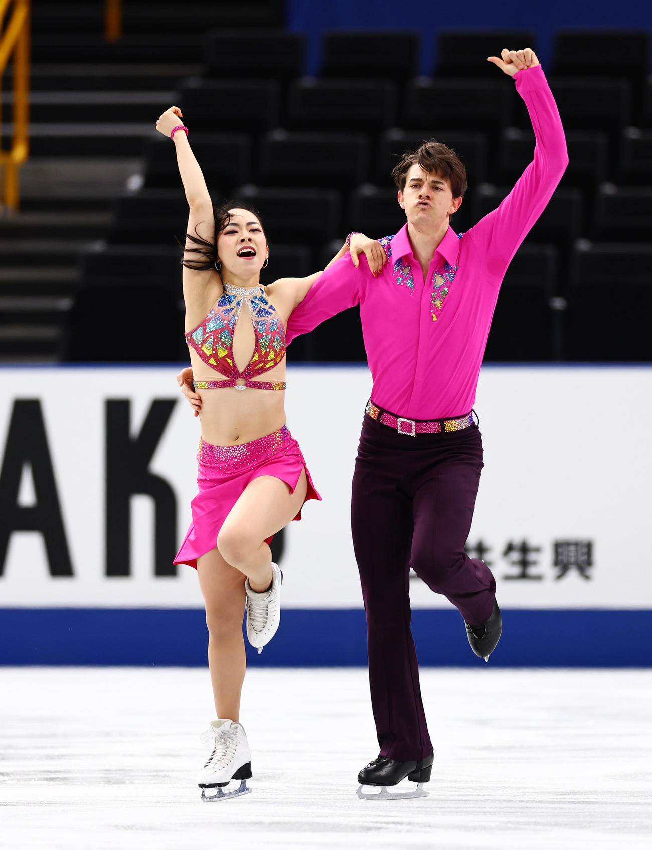 練習で調整する小松原美里（左）と小松原尊組（撮影・垰建太）
