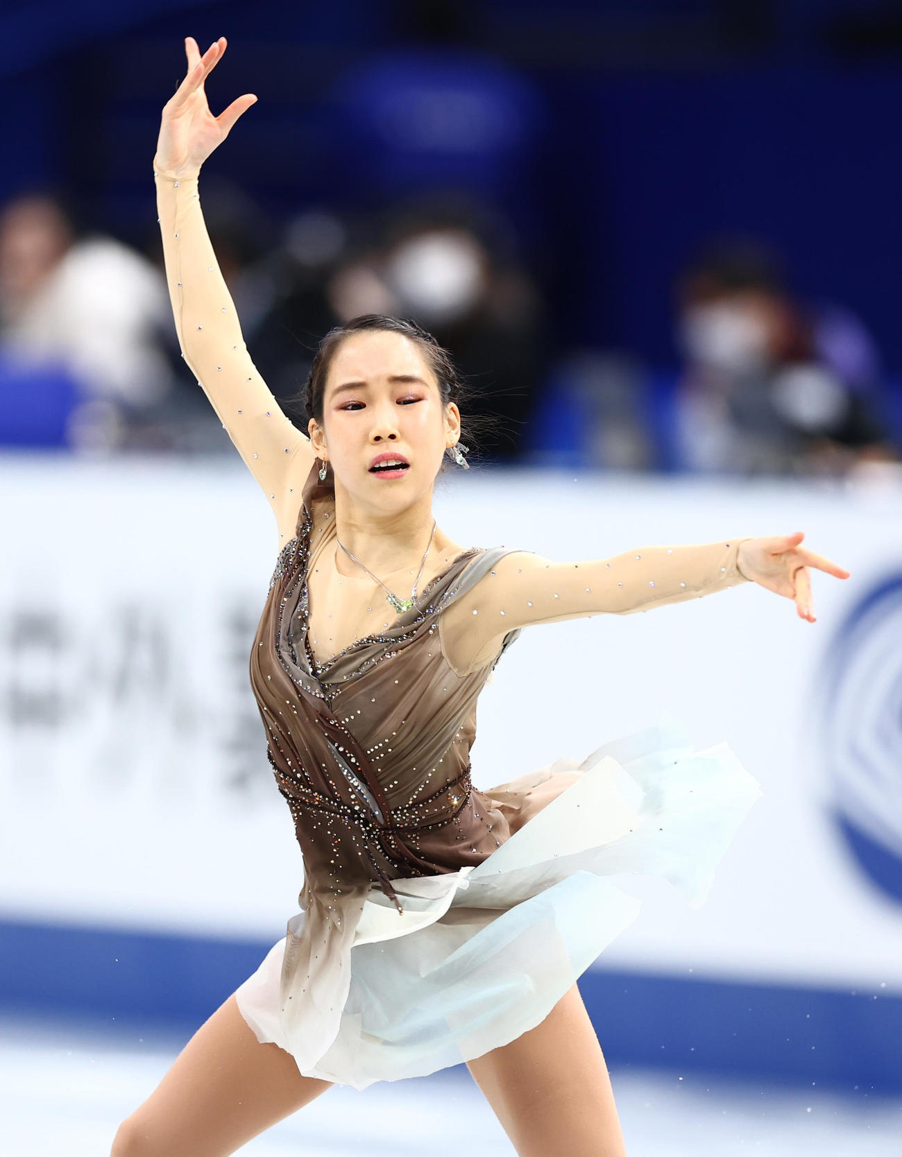 女子SPで演技する三原（撮影・垰建太）