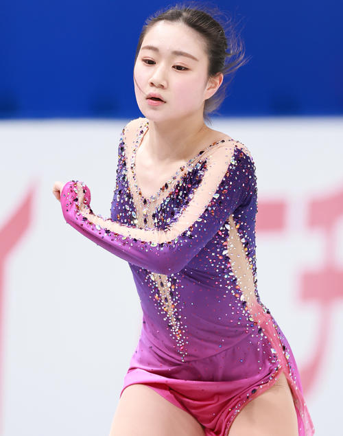 女子フリーの公式練習に臨む河辺（撮影・垰建太）