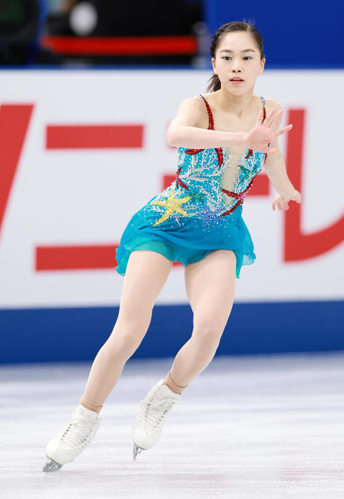 女子フリーで演技する吉田（撮影・垰建太）